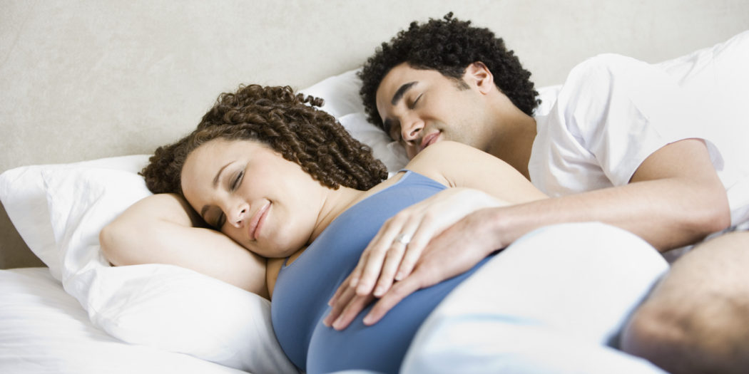 4 reasons why pregnant women should make love regularly