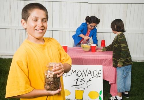 Teaching Kids the Value of Money: 9 Ways for Children to Earn and Manage Their Earnings