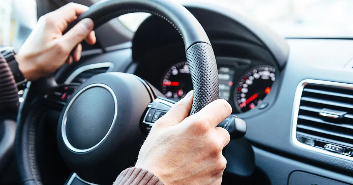 10 Things You Should Never Do While Driving for Safe and Responsible Driving