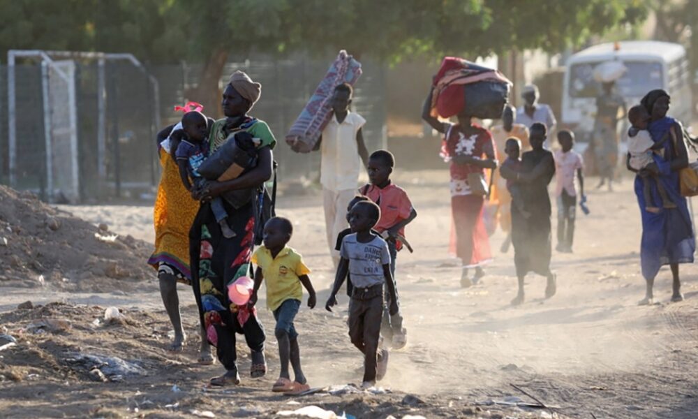Sudan Crisis: Close to One Million Sudanese Displaced Amidst Continuing SAF-RSF Conflict, a Month After Outbreak