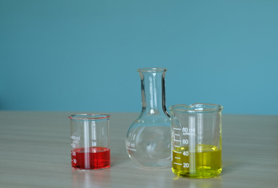 Simple Chemical Reactions at Home: Everyday Science Happening Around You