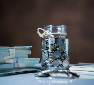 Personal Finance Habits That Build Wealth