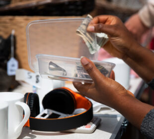 Bulk Buying: Community Benefits and Cost Savings