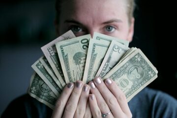 Common Money Mistakes Young Africans Make