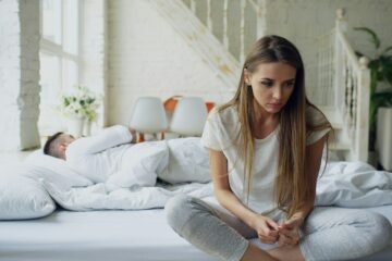 Quiet Signs Your Relationship Is Breaking Down