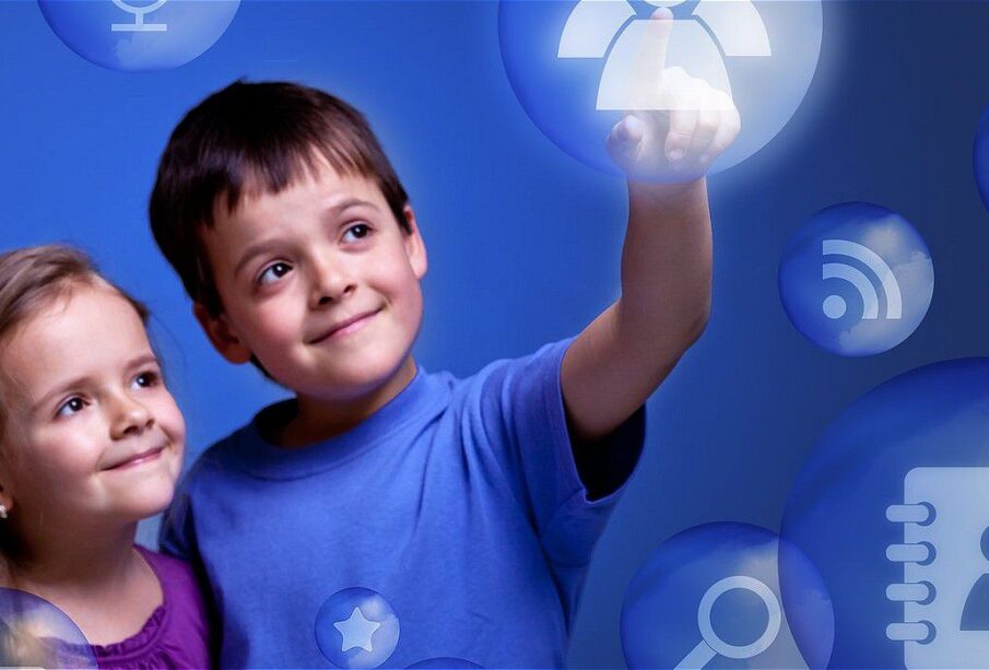 Raising Digitally Responsible Children