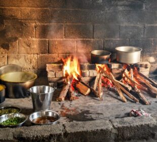 Traditional Cooking Techniques That Endure